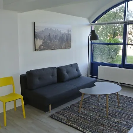 Apartment Metropolis - Klovervej 44 *